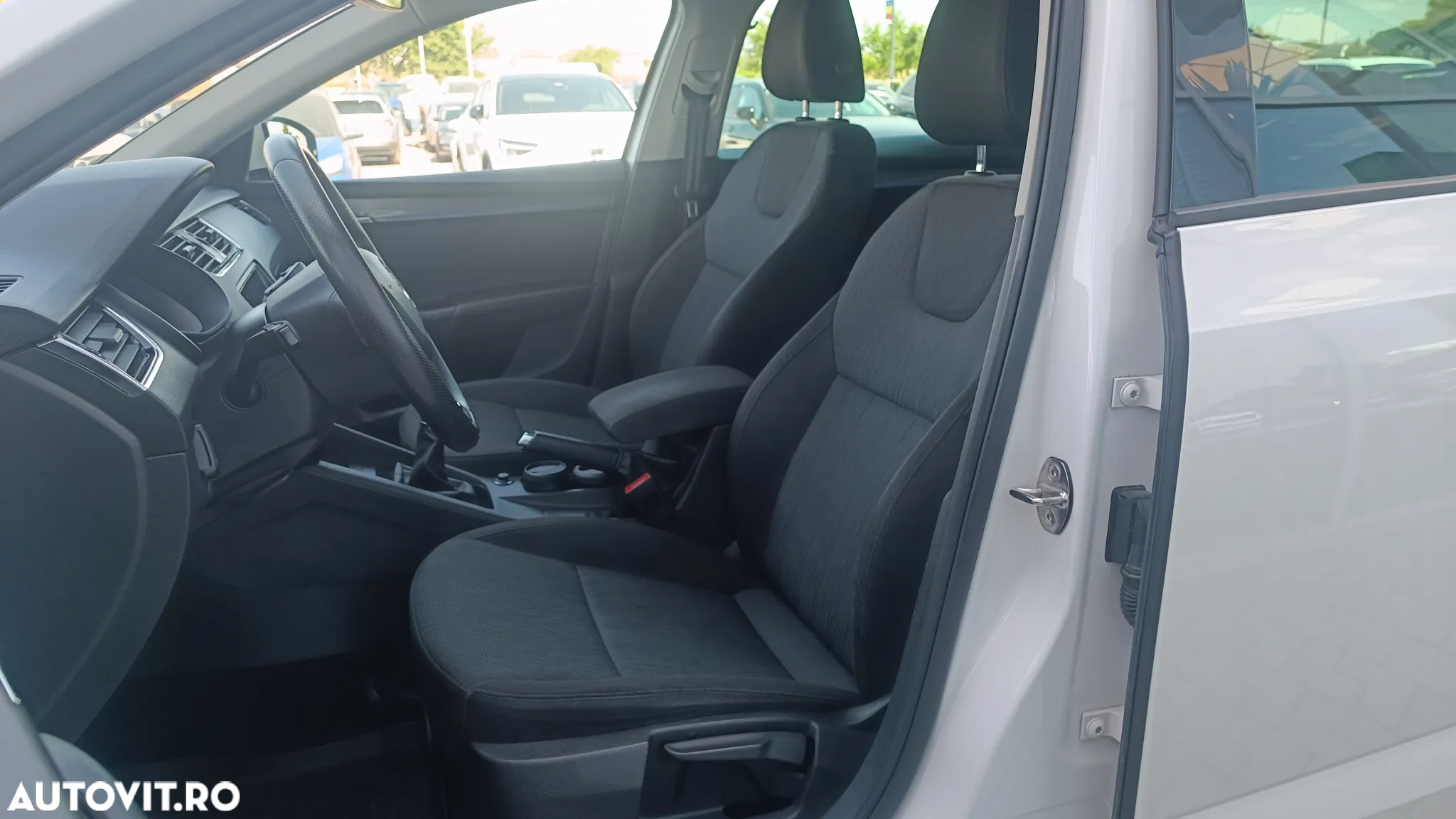 Skoda Octavia 2.0 TDI STYLE - 12