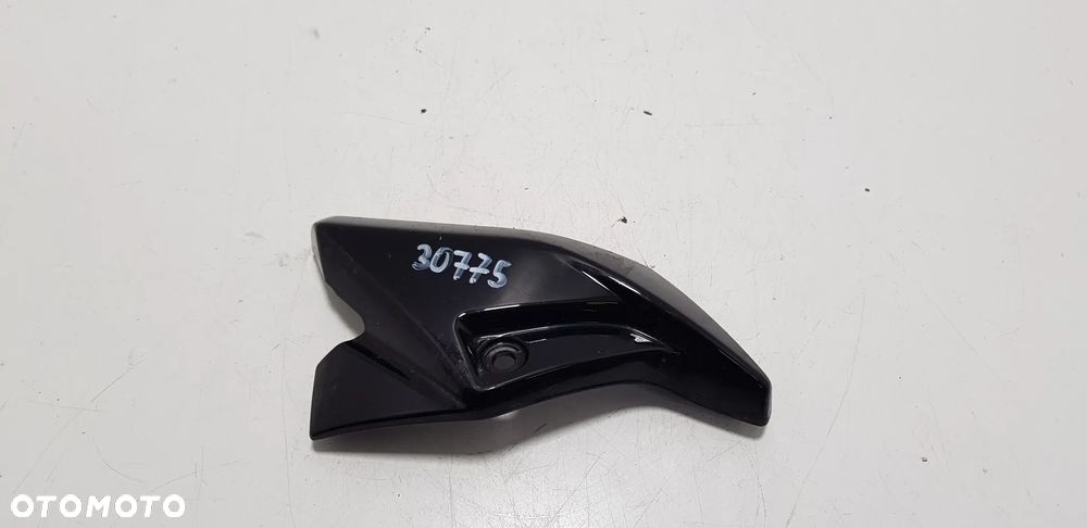 Suzuki GSR 600 06-10 Owiewka Wypełnienie - 1