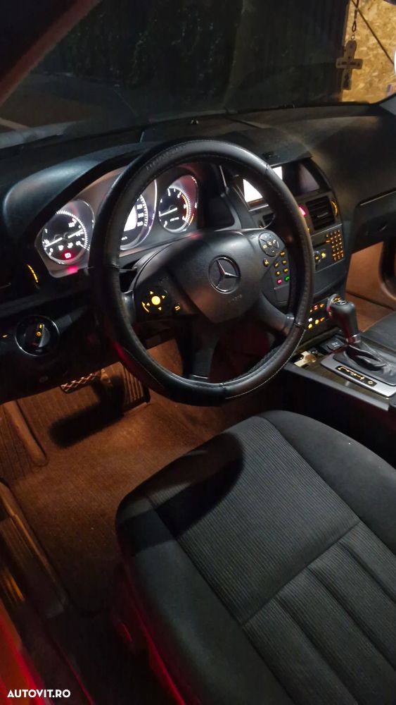 Mercedes-Benz C - 14