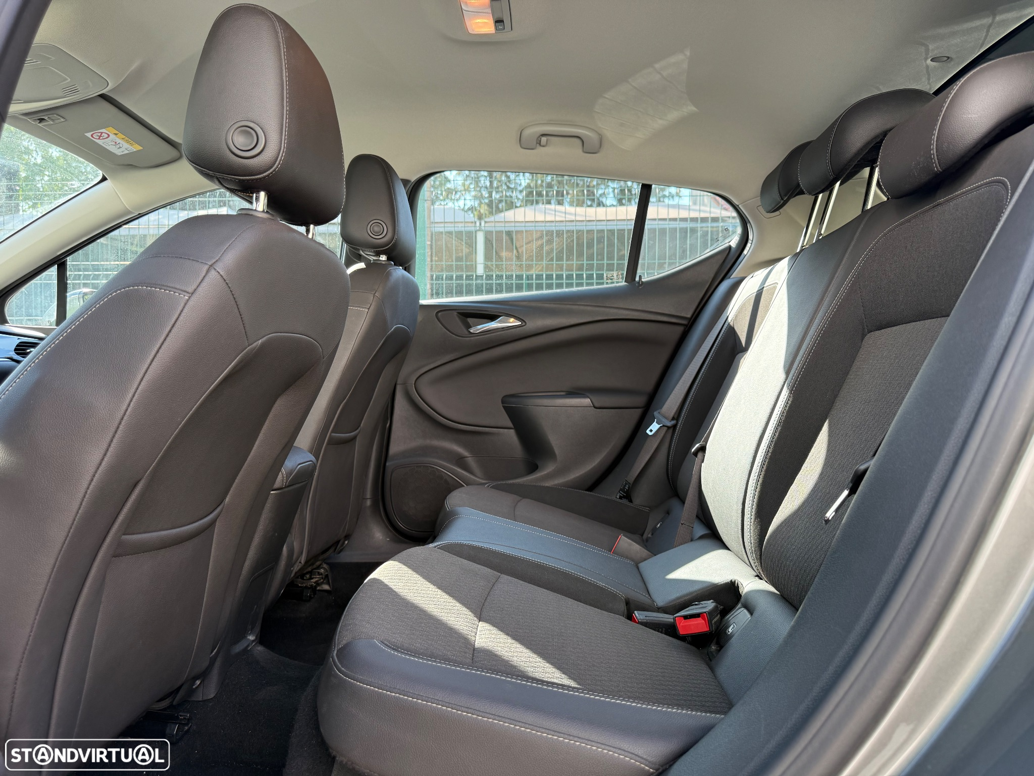 Opel Astra 1.6 CDTI Innovation S/S RM6/SBO/5PC/5PB - 8