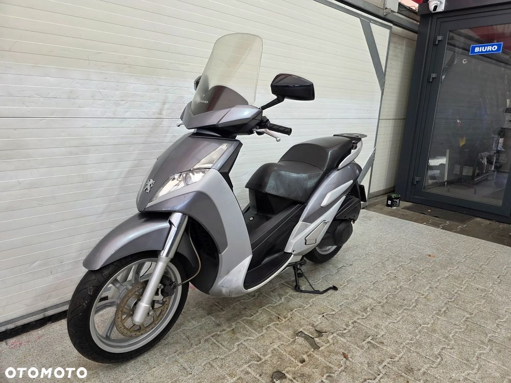 Peugeot Geopolis - 1