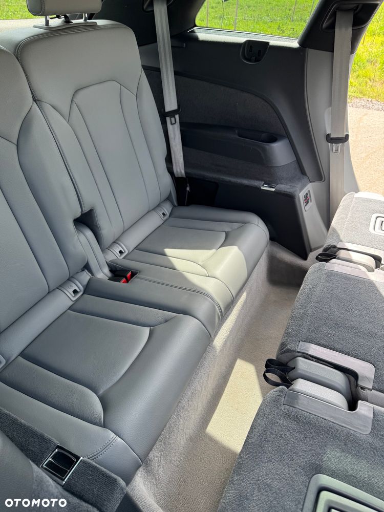 Audi Q7 - 24
