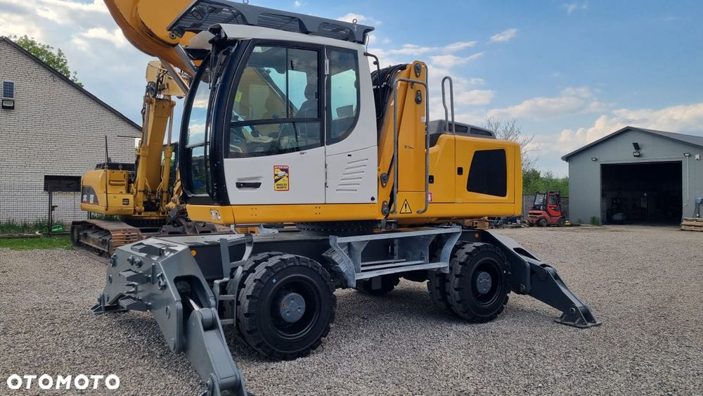 Liebherr LH 26M Litronic/ Maszyna sprowadzona - 7