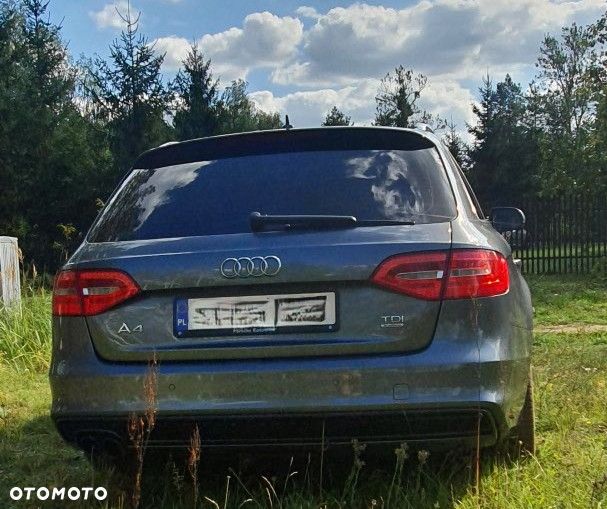 Audi A4 Avant 2013 photo 2
