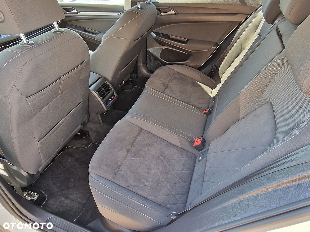 Volkswagen Golf 2.0 TDI SCR DSG Style - 9
