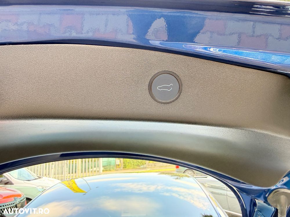 Tesla Model 3 - 23