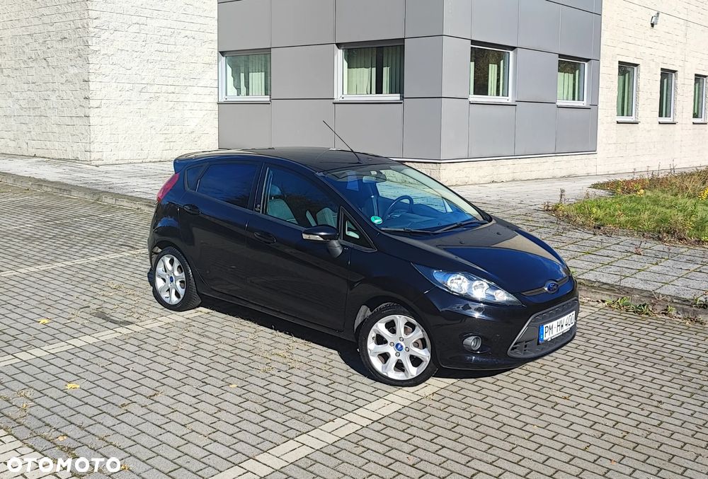 Ford Fiesta 1.25 Champions Edition - 11