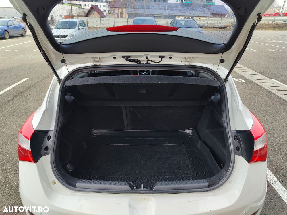 Hyundai i30 1.4 MPi Classic - 6