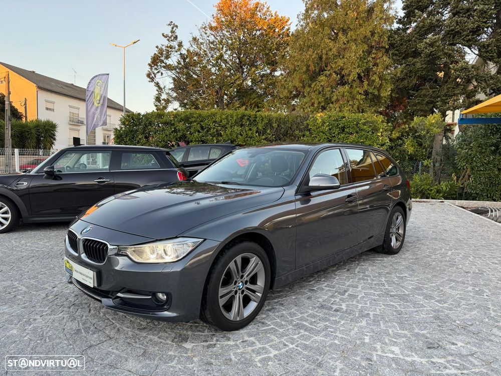 BMW 318 d Touring Line Sport - 1
