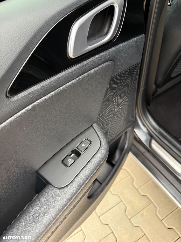 Kia XCeed 1.6 CRDi DCT7 PLATINUM EDITION - 23