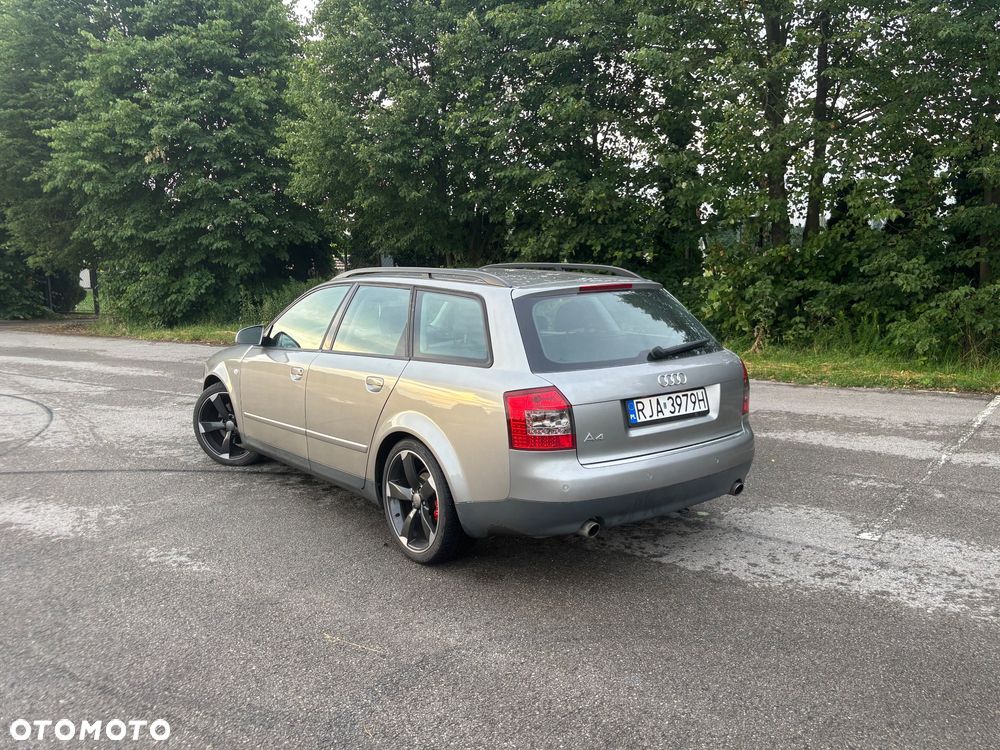 Audi A4 Avant 1.8T - 5