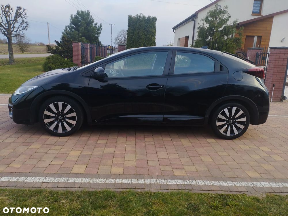 Honda Civic 1.4 i-VTEC Sport Black Edition - 3
