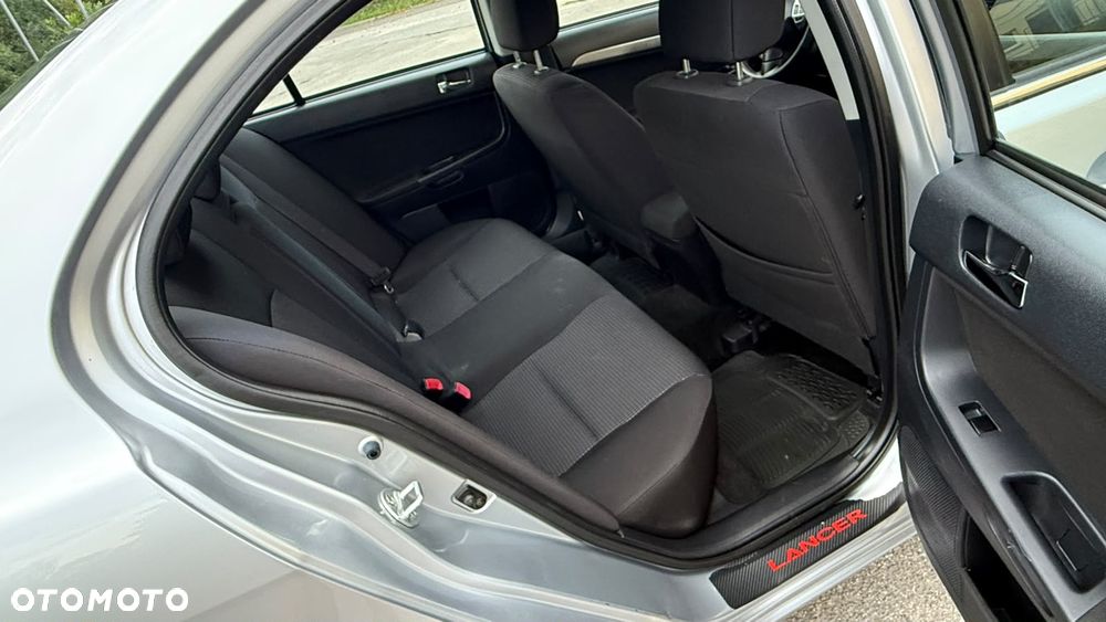 Mitsubishi Lancer 2.0 DI-D Intense - 11