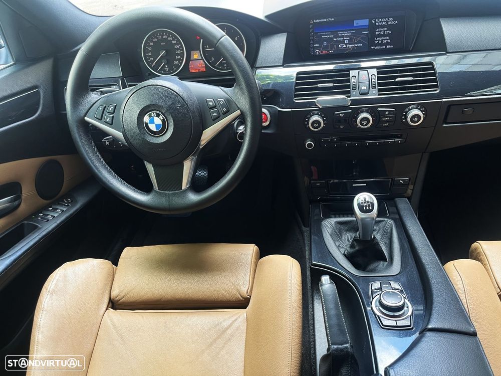 BMW 520 d Executive - 12