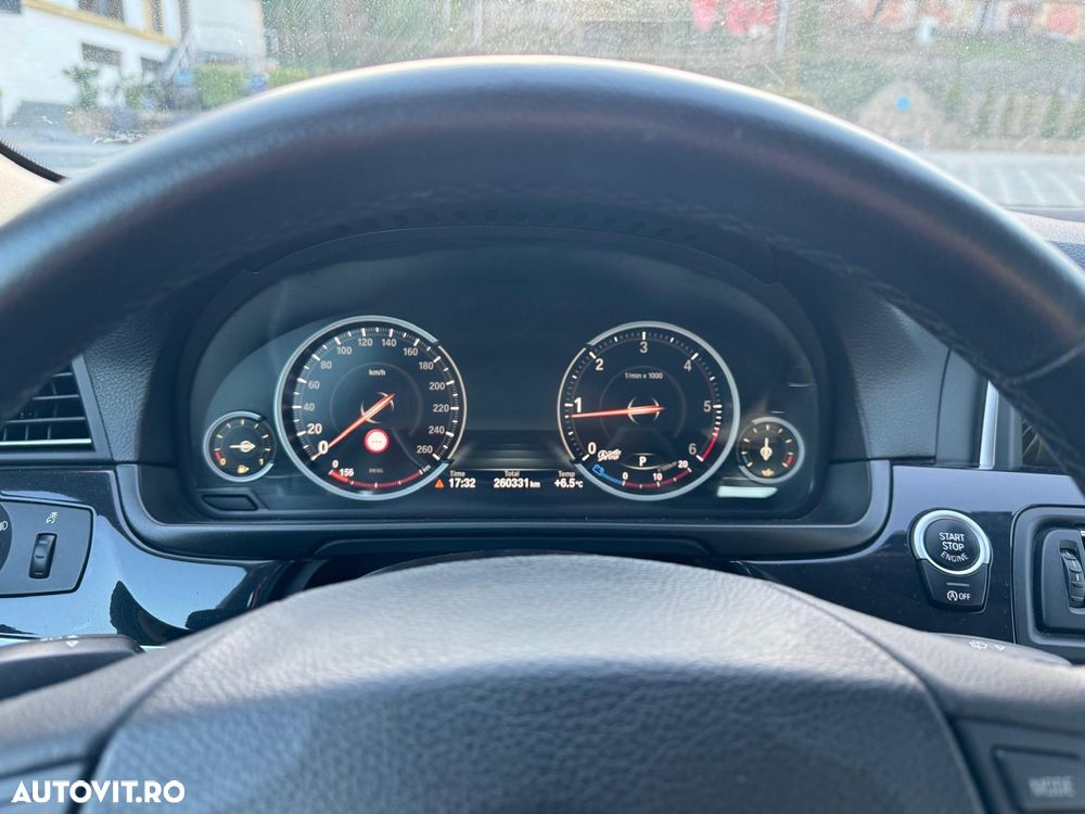 BMW Seria 5 520d Aut. Edition Fleet - 14