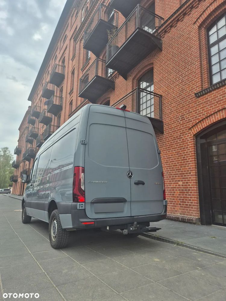 Mercedes-Benz Sprinter - 8