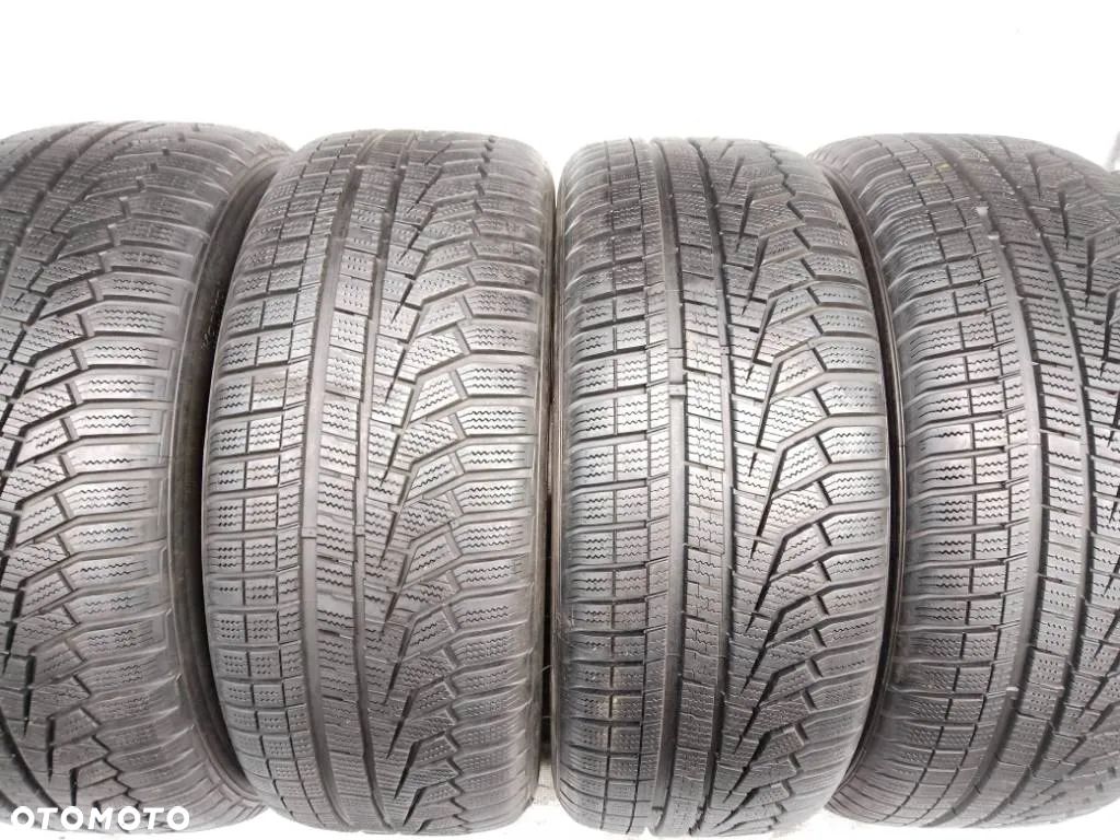 HANKOOK WINTER ICEPT  EVO2 235/55 R17 99H 2023 7.5-8mm - 1