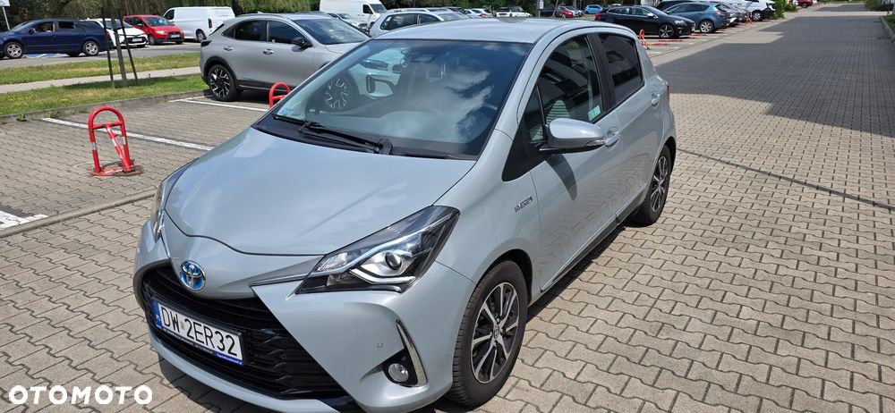 Toyota Yaris Hybrid 100 Dynamic EU6 - 4