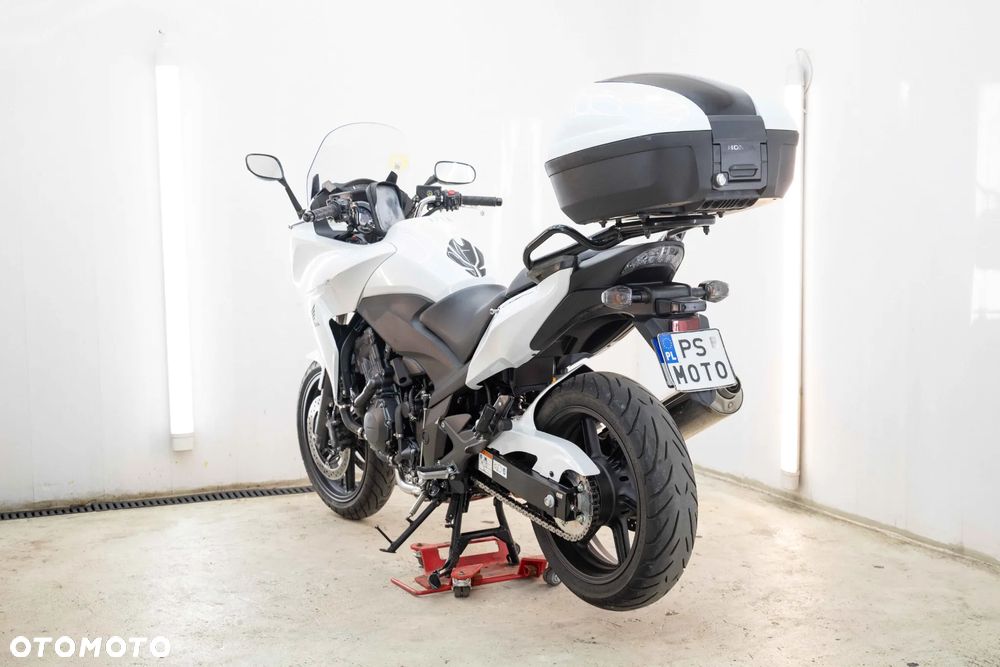 Honda CBF - 8