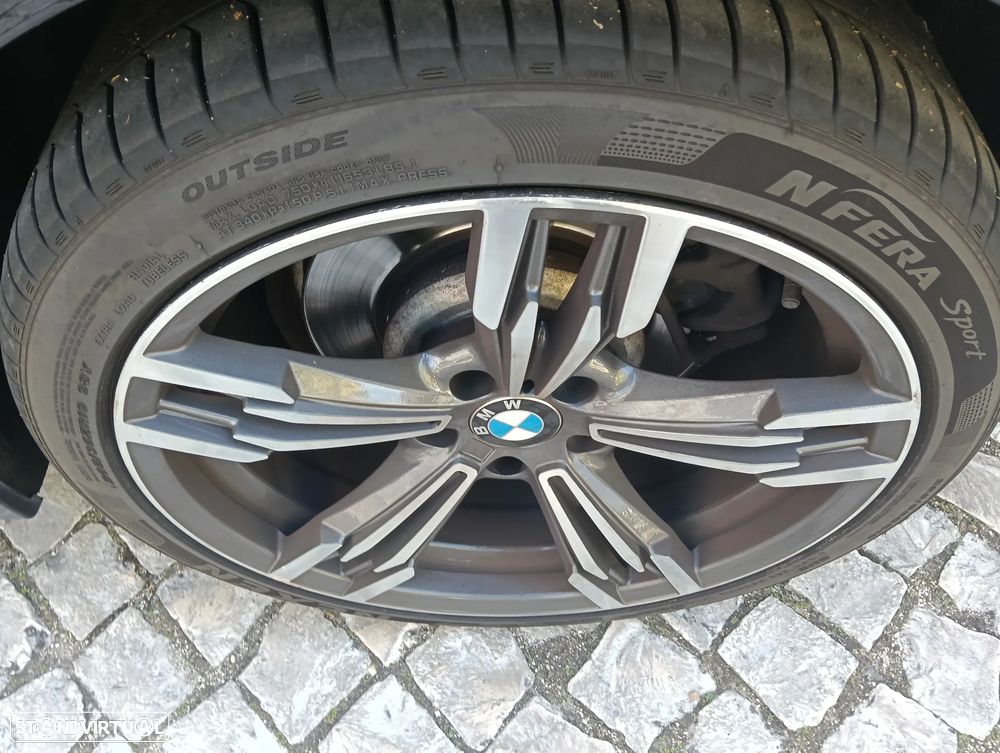 BMW 520 d Exclusive Auto 129g - 32