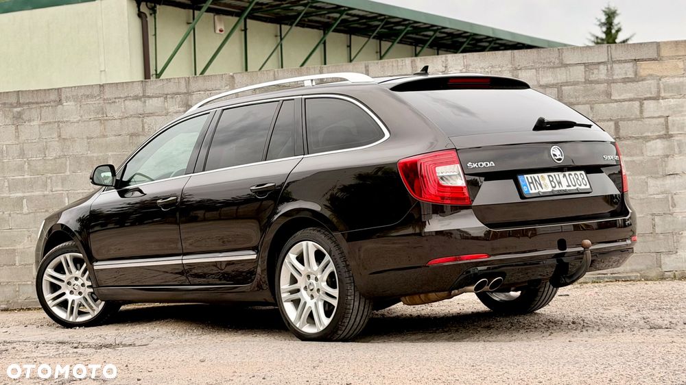 Skoda Superb 2.0 TDI DSG Exclusive - 12