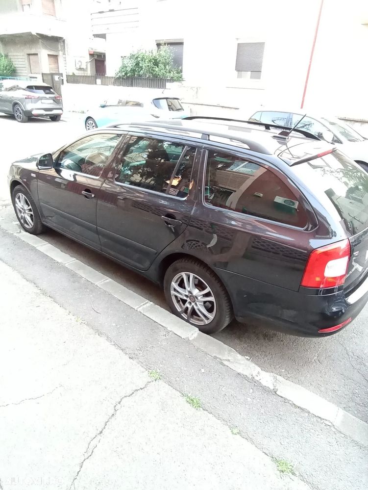 Skoda Octavia 2.0 TDI DPF DSG FAMILY - 5