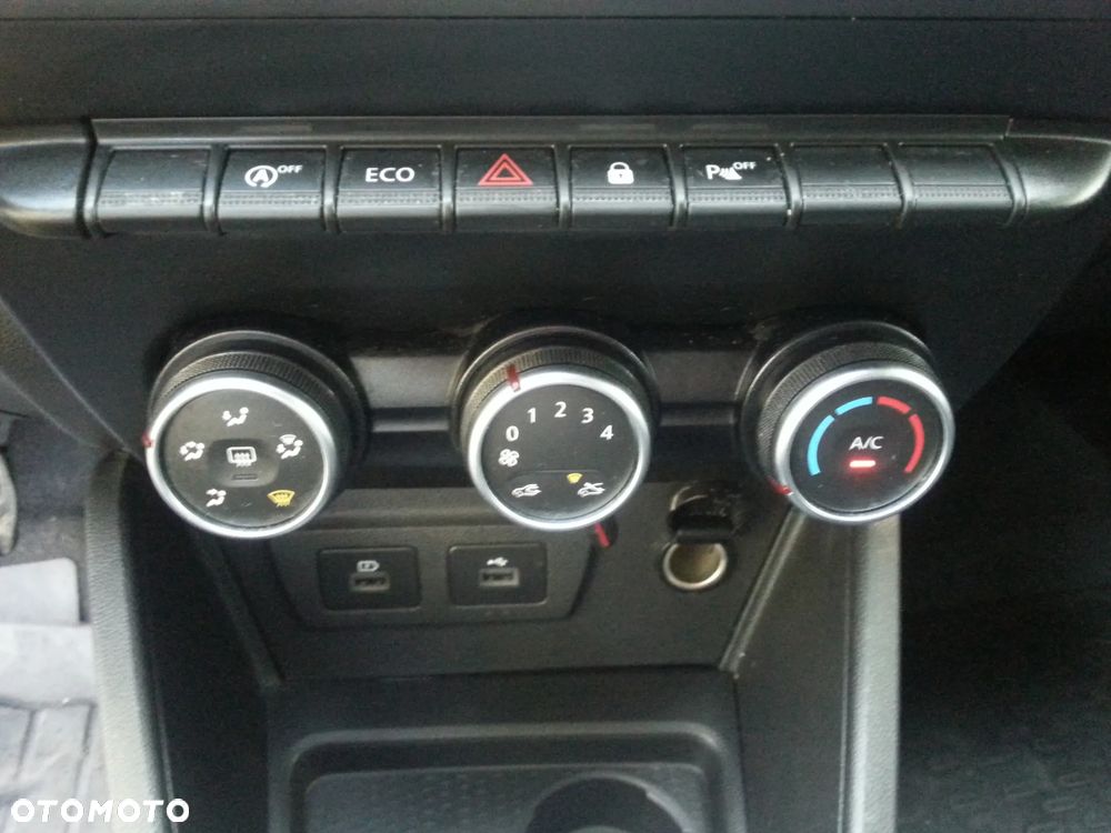 Dacia Duster 1.0 TCe Comfort - 17