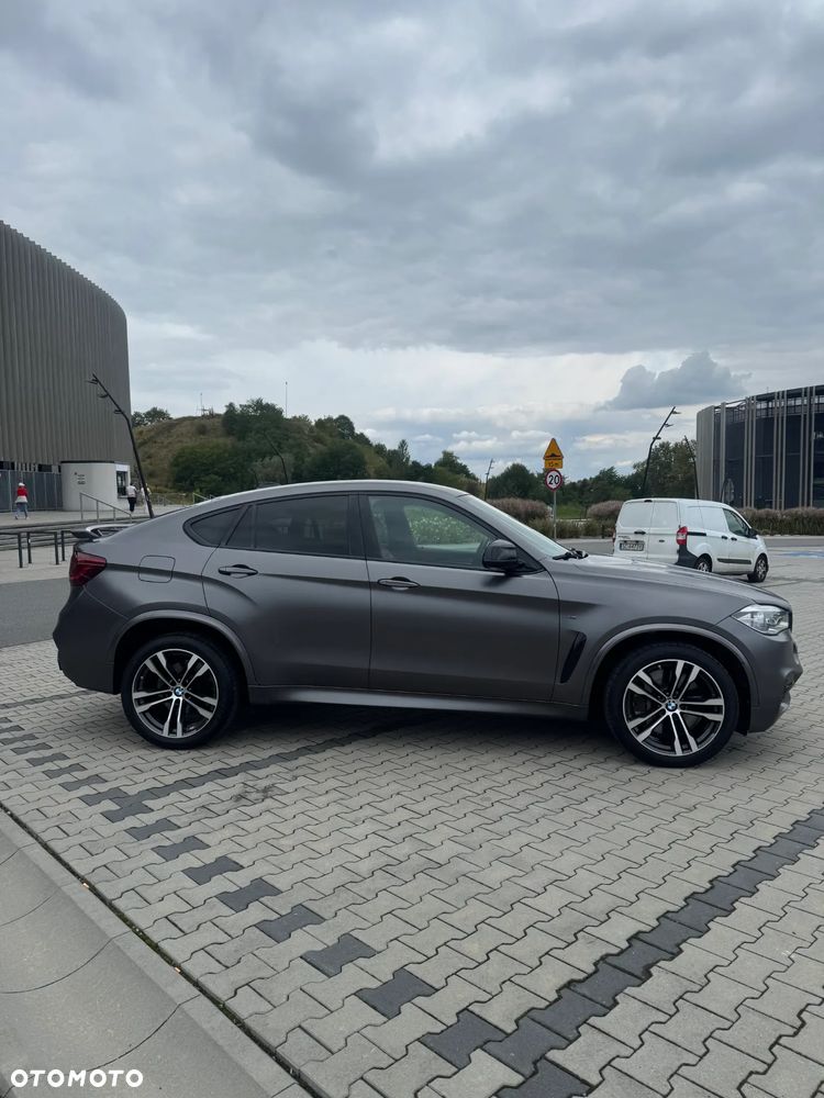 BMW X6M - 6
