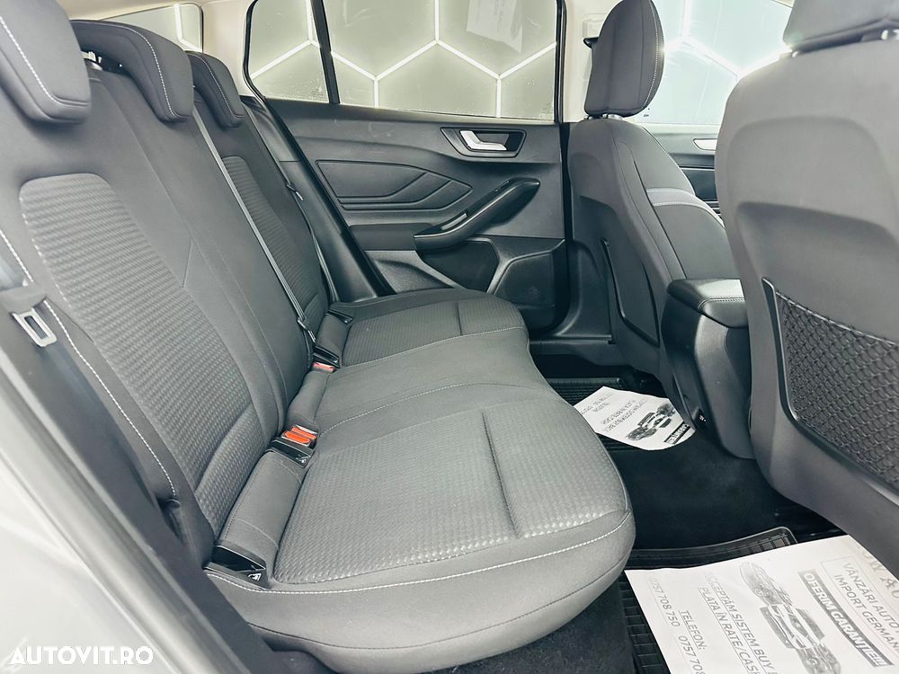 Ford Focus 1.5 EcoBlue Start-Stopp-System COOL&CONNECT DESIGN - 8