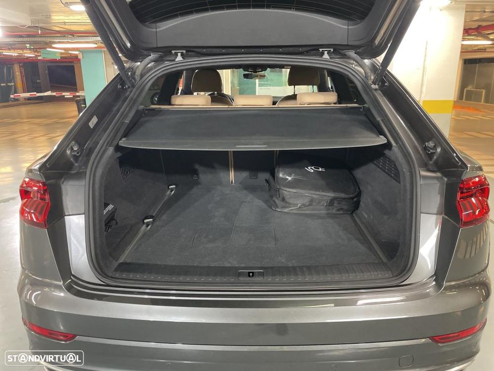 Audi Q8 55 TFSIe quattro Tiptronic - 11
