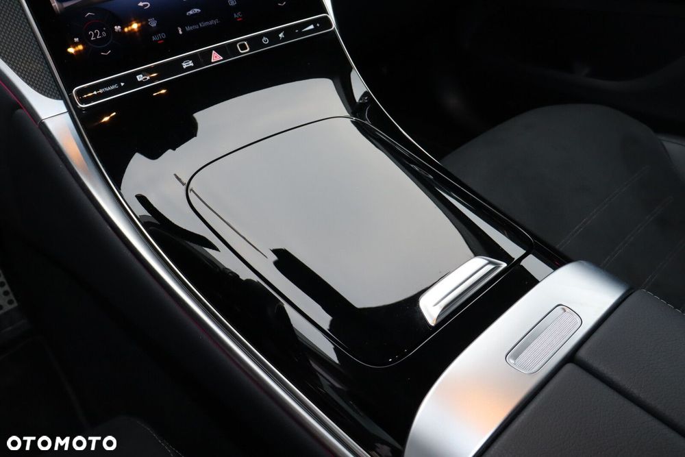 Mercedes-Benz GLC - 14