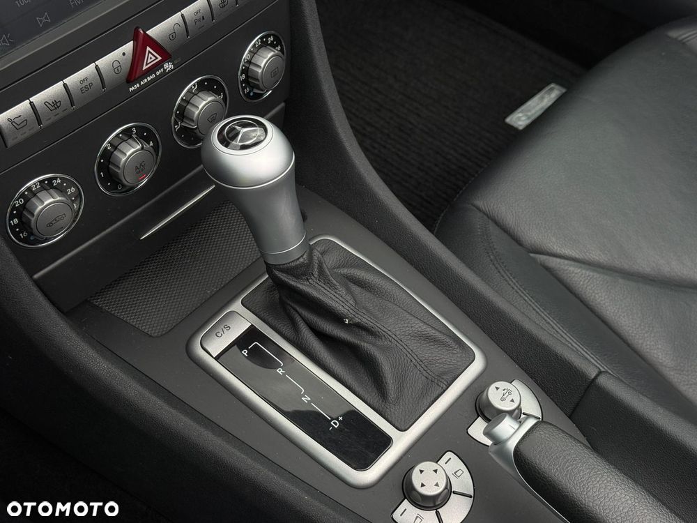 Mercedes-Benz SLK - 25