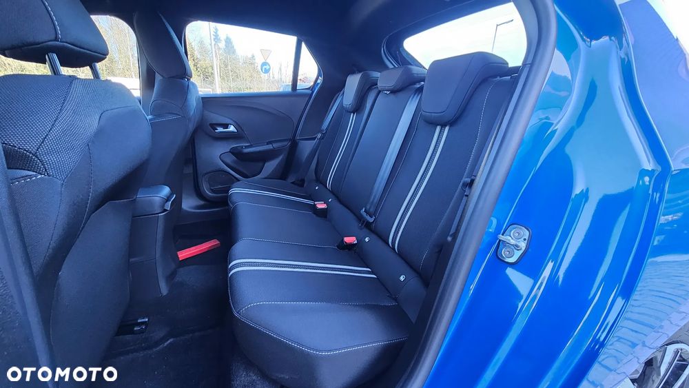 Opel Corsa 1.2 T mHEV GS eDCT - 9