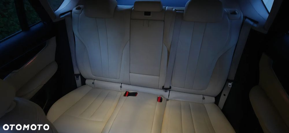 BMW X6 35i xDrive - 31