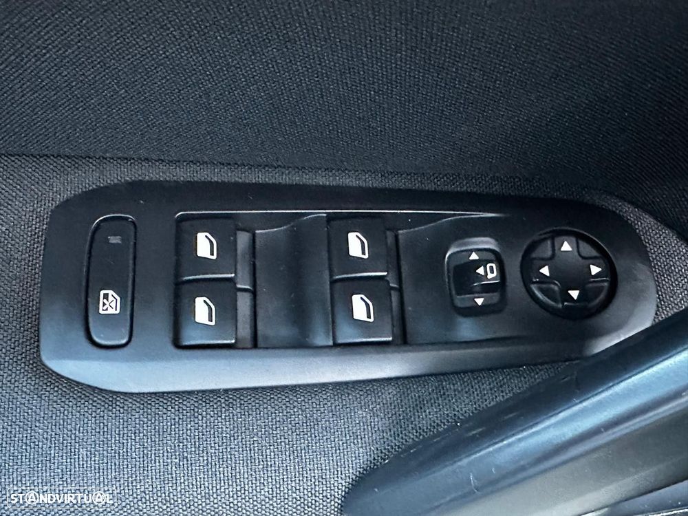 Peugeot 308 SW 1.6 BlueHDi Active - 20