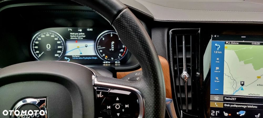 Volvo S90 D4 Inscription - 29