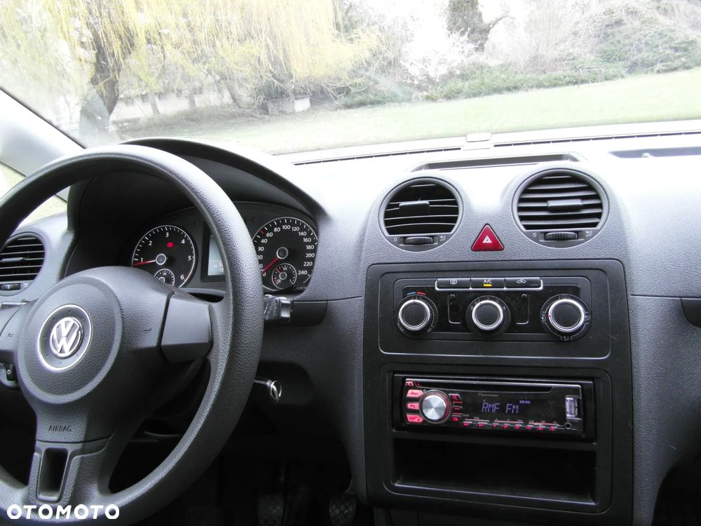 Volkswagen CADDY - 8