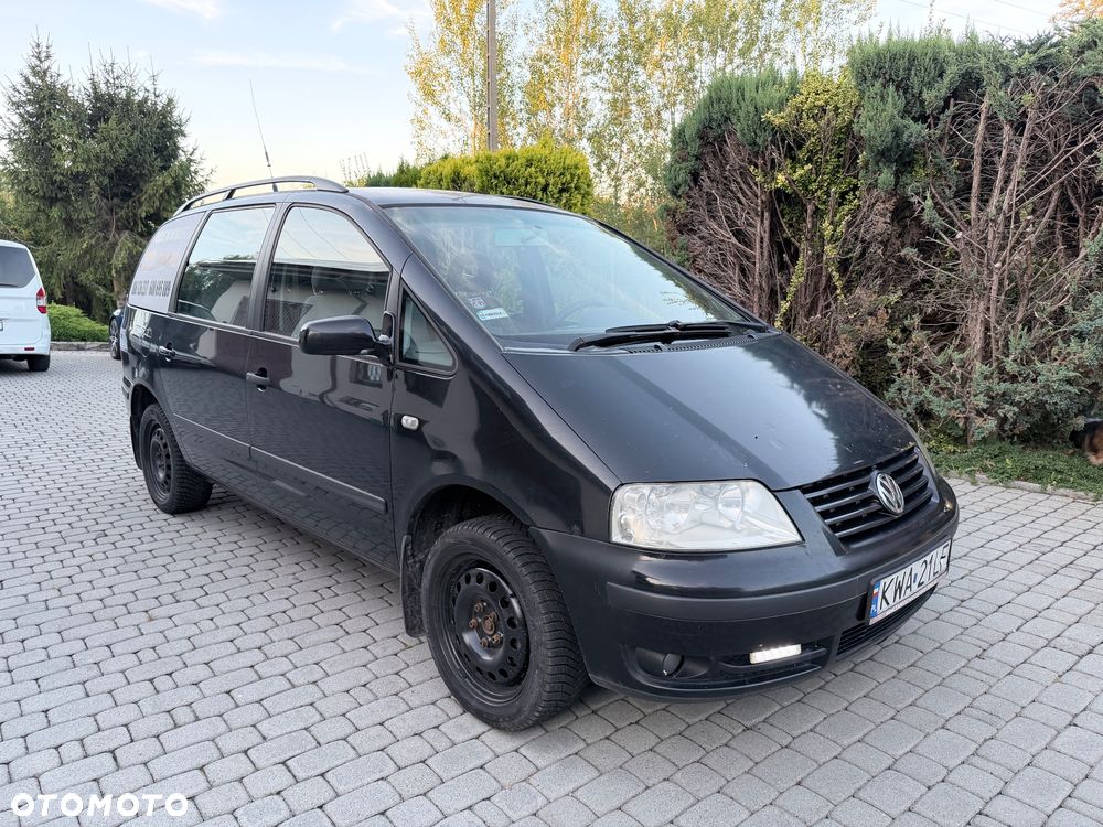Volkswagen Sharan 1.9 TDI Highline - 2
