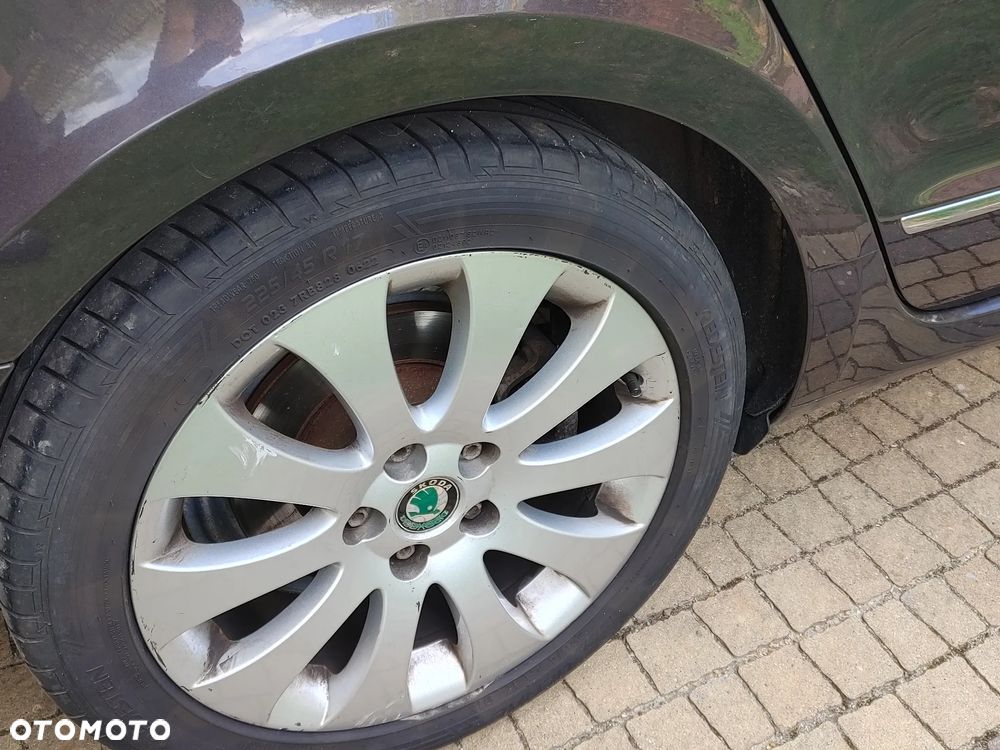 Skoda Superb 2.0 TDI Elegance - 2