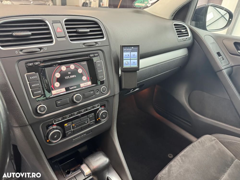 Volkswagen Golf 1.4 TSI DSG Individual - 24