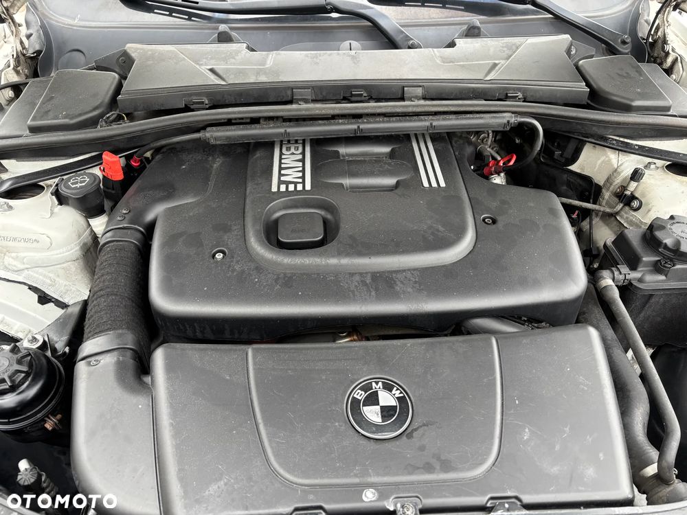 BMW Seria 3 320d - 36