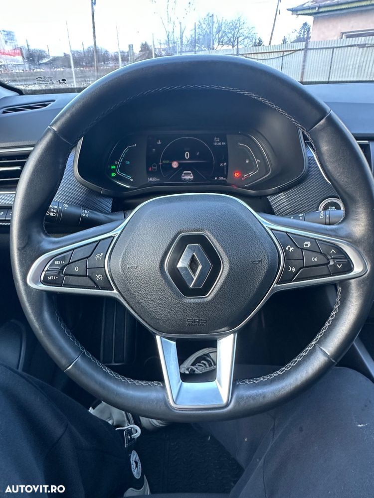 Renault Arkana E-TECH 145 Evolution - 19