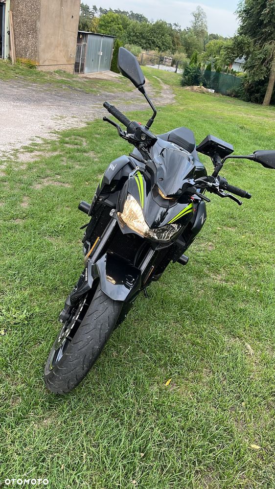 Kawasaki Z 900 - 8