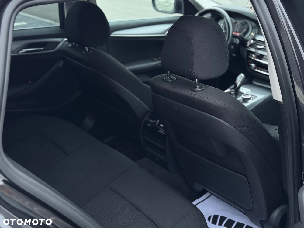 BMW Seria 5 520d - 21