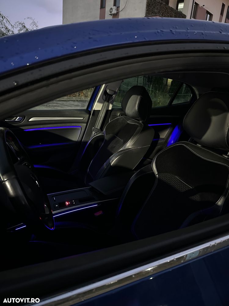 Renault Megane TCe 140 GPF GT LINE - 9