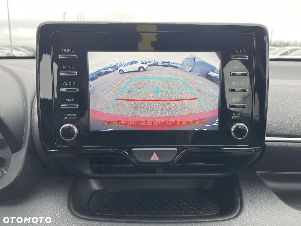 Toyota Yaris 1.5 Comfort CVT - 15