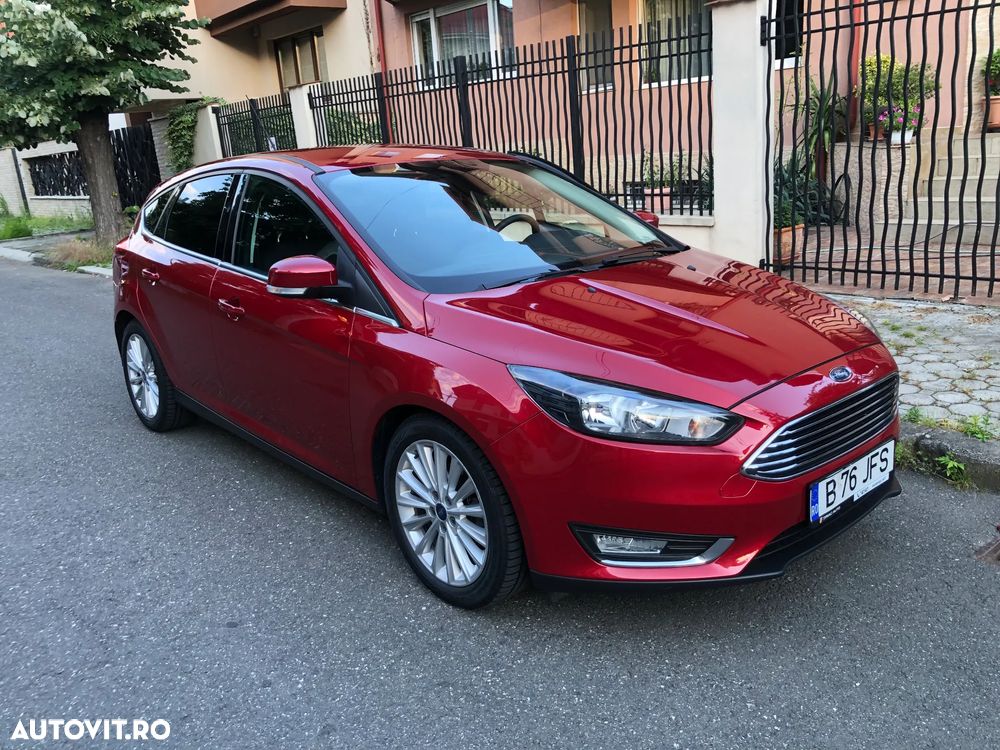 Ford Focus 1.0 EcoBoost Titanium - 1