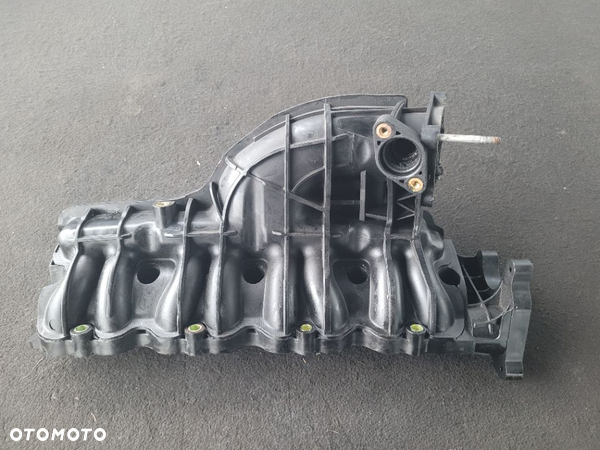 Kolektor ssący Hyundai IX35 2.0 CRDI
