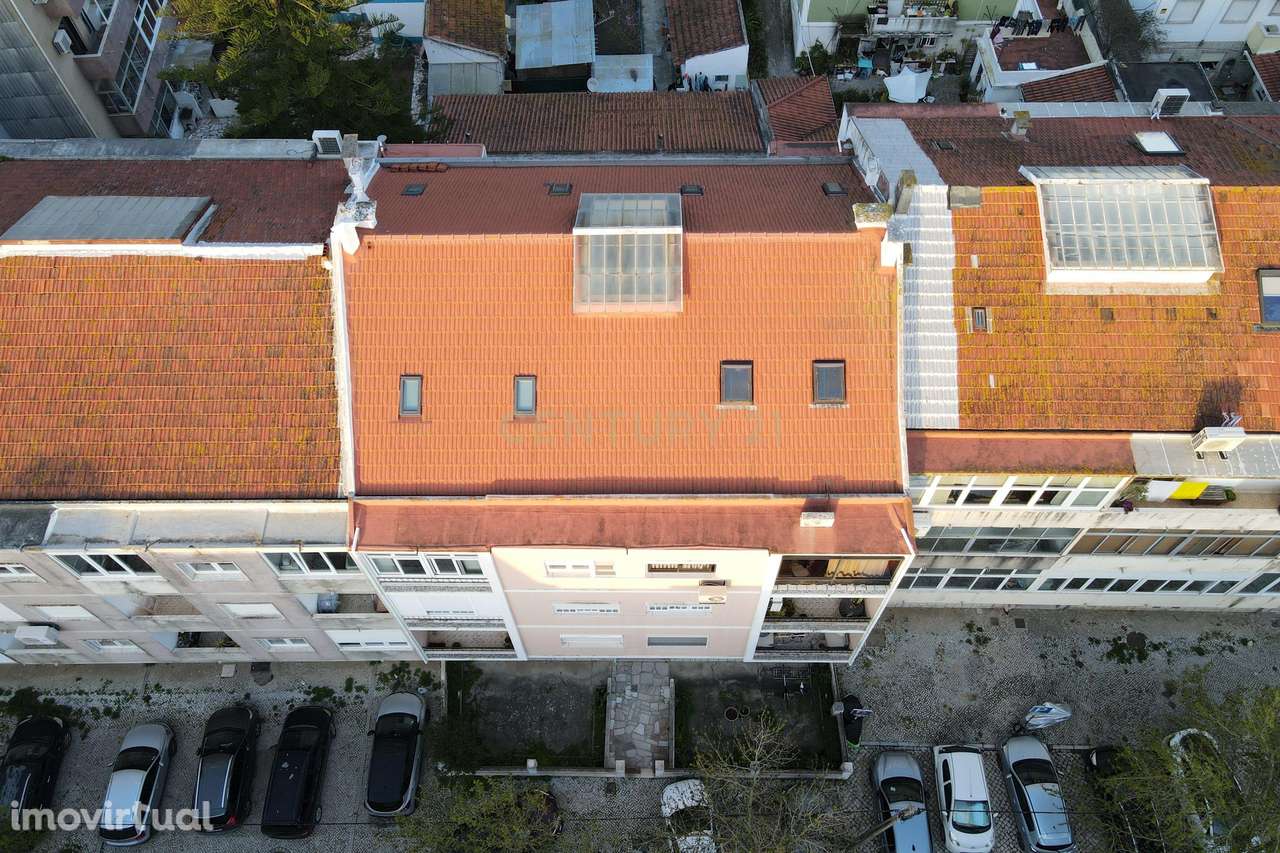 O Refúgio Perfeito entre o Mar e a Cidade. T3 Renovado na Costa da Cap - Grande imagem: 2/39