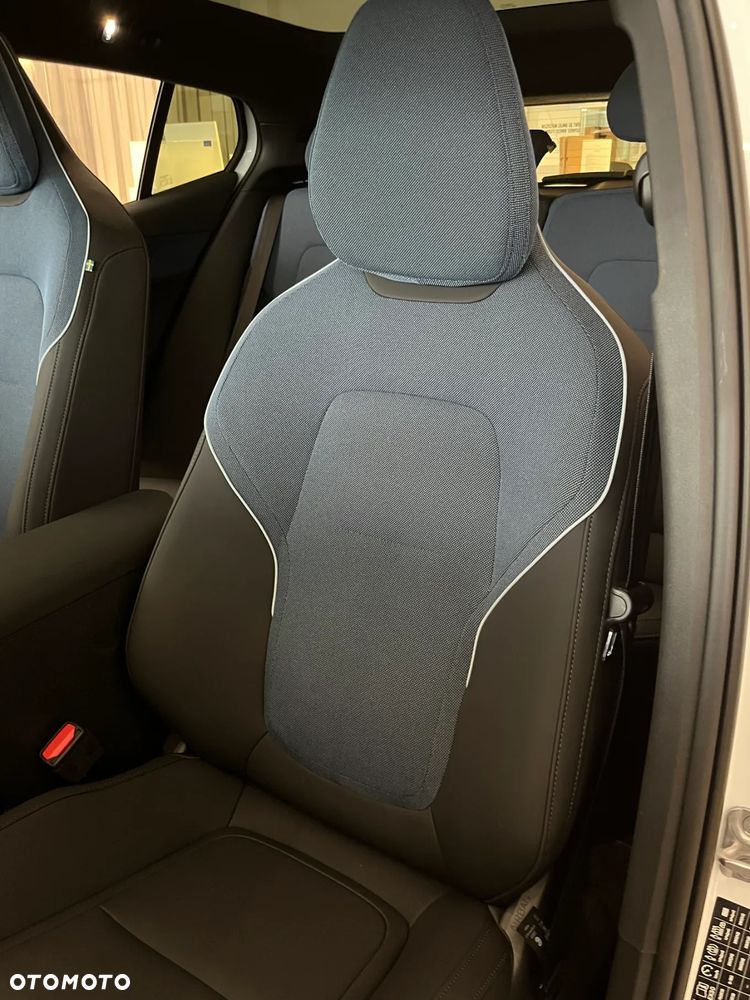 Volvo EX30 69kWh Twin Motor Ultra - 8